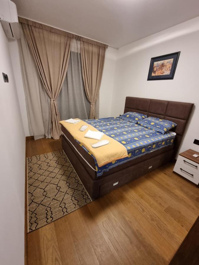 Fantastic New Centre Apartment Podgorica Exterior foto